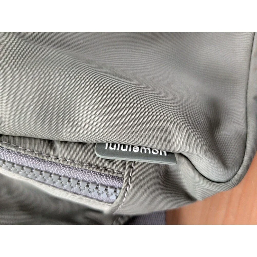 Lululemon Olive Green Everywhere Belt Bag 1L Very Clean!